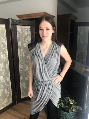 Vestido Robert Rodriguez Imitación Envolvente Gris Drapeado Lentejuelas Jersey Profundo V Talla 2 Nuevo con Etiquetas $269 Foto 1 de 4