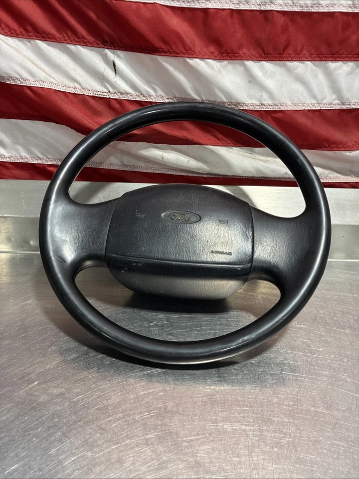 1999-2007 Ford ExcursionF150 F250 F350 Super Duty Steering Wheel OEM - Image 1 of 4