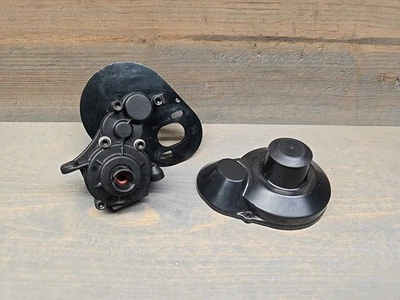 Team Associated SC10 Transmission Gearbox RC10 B4 w Dust Cover GG4 - Image 1 of 4