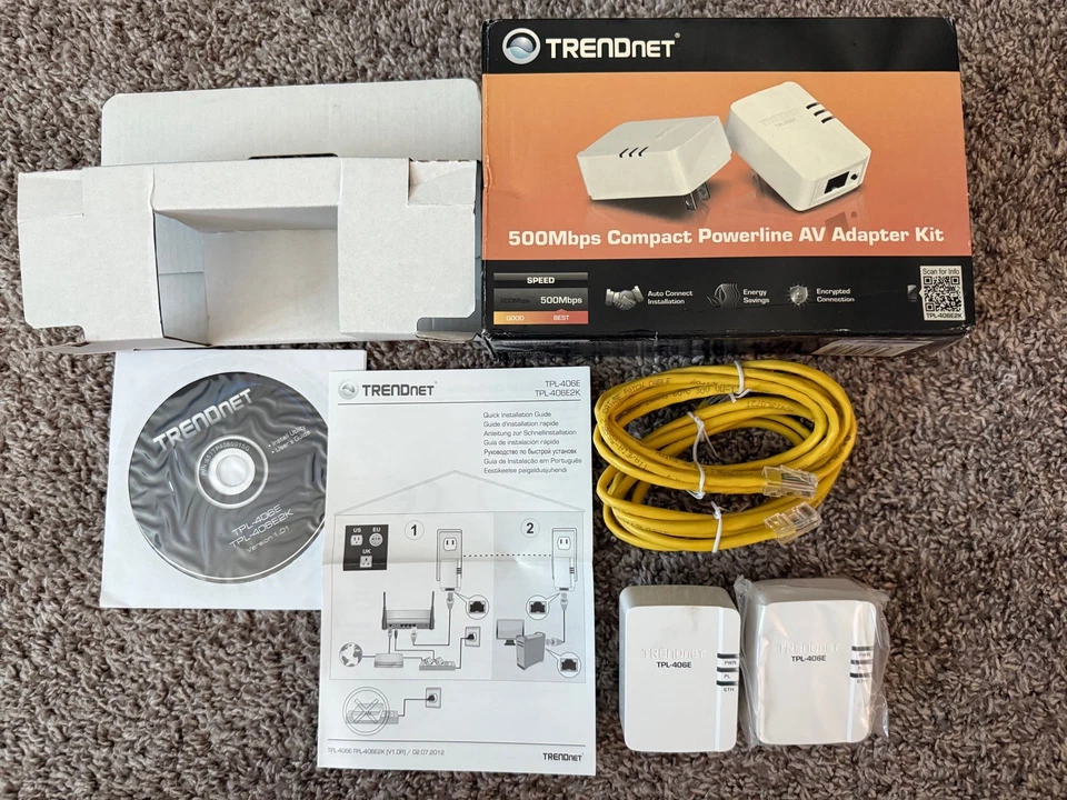 Kit adaptador AV Powerline compacto TRENDnet 500 Mbps TPL-406E2K   Foto 1 de 3