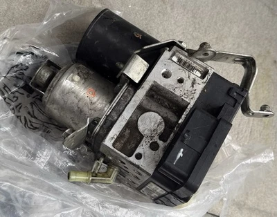 2004-2009 Toyota Prius ABS módulo atuador bomba de freio 44510-47050 fabricante de equipamento original - Imagem 1 de 4