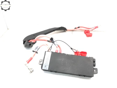 2017-2020 JAGUAR XE 3,0 Л V6 ЗАДНИЙ БАГАЖНИК АККУМУЛЯТОР ПРЕДОХРАНИТЕЛЬ СОЕДИНИТЕЛЬНАЯ КОРОБКА OEM - Изображение 1 из 4