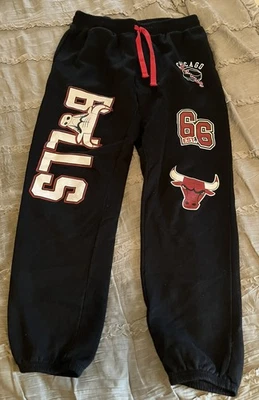 Suéteres pretos pequenos CHICAGO BULLS basquete NBA Joggers frete grátis - Imagem 1 de 2