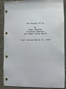 The Wizard of Oz Script / Screenplay. Judy Garland, Margaret Hamilton. - Picture 1 of 2