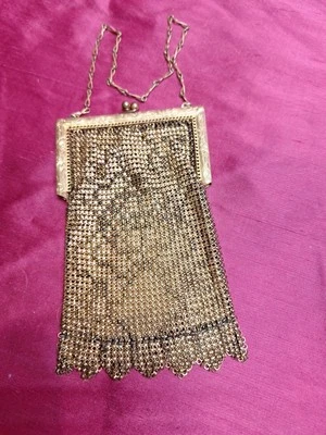 Bolso de noche Whiting & Davis antiguo de 1920 Art Deco de malla con solapa etiqueta de metal Foto 1 de 4