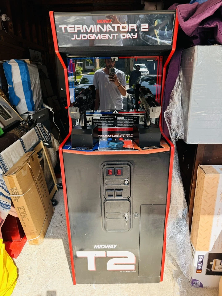 Terminator Judgement Day Midway Arcade Game - Image 1 of 4