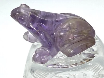 Chinese Hand Carved Amethyst Frog Figurine - Image 1 of 4