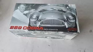 New in Box: GMP 289 Shelby Cobra 1:12 Scale Diecast Model RED - Picture 1 of 15