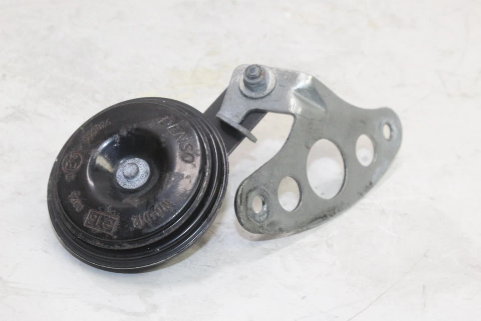 2004 年杜卡蒂 749 原始设备制造商喇叭信号 — 第 1/4 张图片