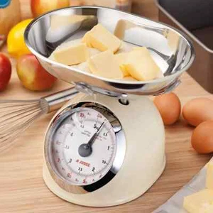 Judge Traditional Kitchen Scale in Cream - Picture 1 of 5