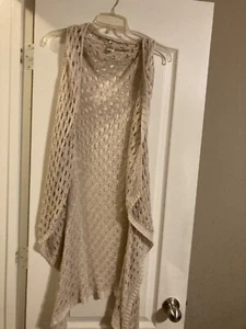 EUC Gianni Bini Crochet Cream Beige Long Sweater Cardigan Kimino Size S - Picture 1 of 2
