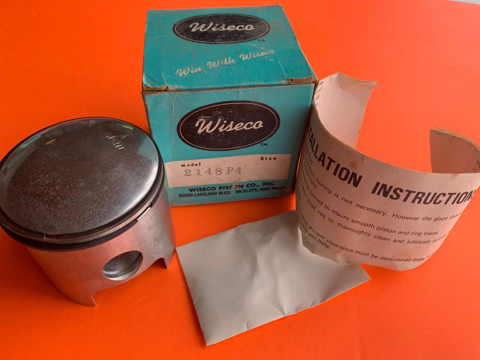 KIT PISTOLA Y ANILLO WISECO 2148P4 SKI-DOO 1970 BLIZZARD 440 .010 OVERSIZE Foto 1 de 1