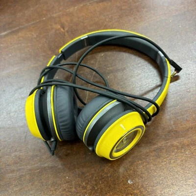 Auriculares internos Monster N-Tune de alto rendimiento de 3,5 mm con cable amarillos Foto 1 de 4