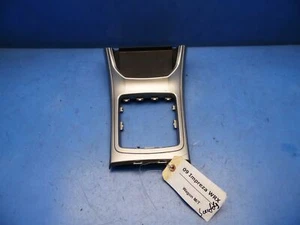 08-14 Subaru Impreza Wrx FABRICANTE DE EQUIPOS ORIGINALES cambio central consola bisel de ajuste 92122FG040 - Imagen 1 de 9
