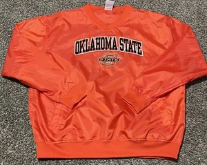 NWOT Red Oak Sportswear Men Oklahoma State Long Sleeve V-Neck Poly Perfect Large - Picture 1 of 3