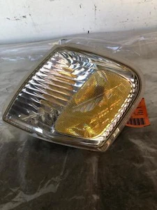 2001 FORD EXPLORER SPORT Front Corner Park Light Left Hand Driver Side LH - Picture 1 of 21