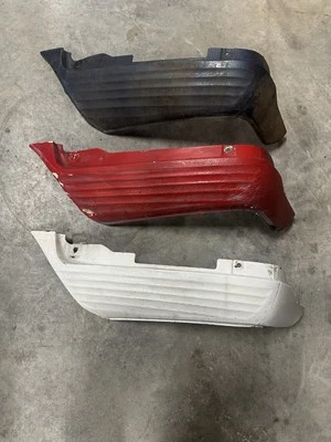 Cenefa inferior trasera izquierda mercedes-benz r107 c107 380sl 450sl 560sl 1078801240 Foto 1 de 4