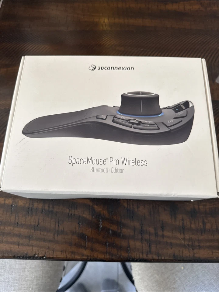 3Dconnexion SpaceMouse Pro Wireless - Bluetooth Edition (3dx700119) - Image 1 of 4