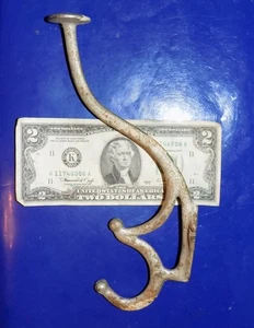 Antiguo gancho para sombrero y abrigo de hierro fundido - perchero/sombrero - Imagen 1 de 5