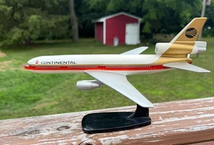 De colección Continental Airlines Air Jet Advance Modelo Avión McDonnell Douglas DC 10 - Imagen 1 de 15