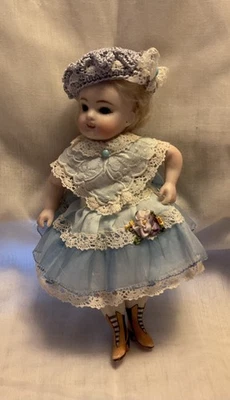 "Encaje francés de algodón Organdi azul hecho a mano de colección para muñecas bisque mignonette 7""-8""" Foto 1 de 4