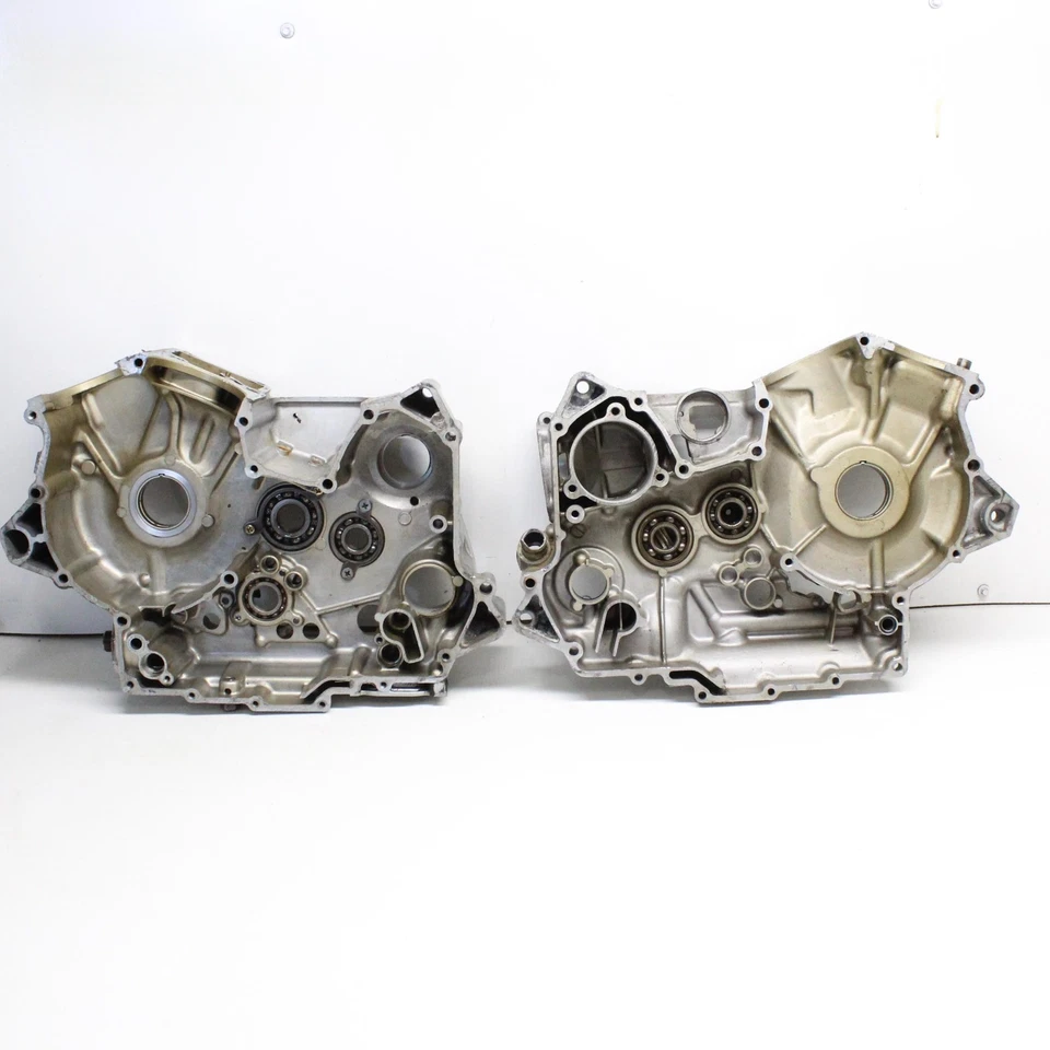 92-00 BLOQUE CÁRTER SUZUKI INTRUDER 800 11301-38830 Foto 1 de 4