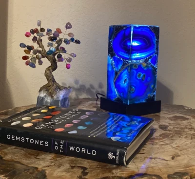 5"x5"x7" Handmade Blue Agate Stone Table Decoration Crystal Healing Night Lamp  - Image 1 of 4