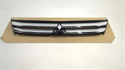 Новая оригинальная оригинальная решетка Mitsubishi Eclipse Cross 2018-2020 годов выпуска 7450B256 в хорошем состоянии - Изображение 1 из 4