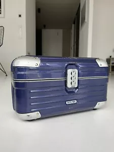 RIMOWA Limbo Beauty Case in blau (500923) - Bild 1 von 9