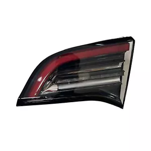 4-Pin Left Side Inner Tail-light For Tesla Model 3/Y 2021-2023 1502088-00-B - Foto 1 di 20
