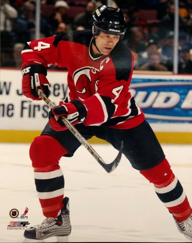 SCOTT STEVENS New Jersey Devils 8x10 ACTION PHOTO #1 Cover