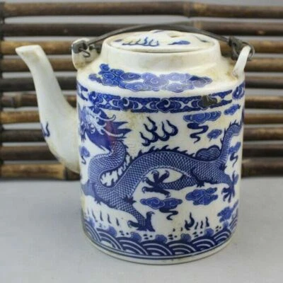Tetera china antigua porcelana patrón dragón azul y blanco Foto 1 de 4
