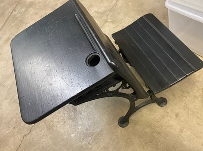 ANTIGUO O.D. CASE & CO HARTFORD - ESCRITORIO ESCOLAR INFANTIL - PATENTADO 10 DE JUNIO DE 1879 Foto 1 de 4