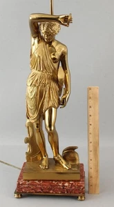 Antica lampada scultura vittoriana oro bronzo dorato ferita amazzonica donna guerriera - Foto 1 di 10