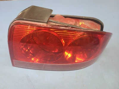 Luz trasera lateral derecha para pasajero Hyundai Sonata 2002-2005 OEM R9916 DW Foto 1 de 4