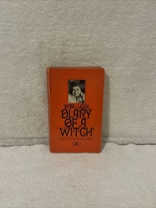 Diary of a Witch by Sybil Leek 1969 Vintage Paperback A Signet Book - Picture 1 of 13