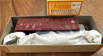 Accurail HO Kit #4402 40’ OB Wood Box Car w/Steel Door Pennsylvania 564287 NY - Image 1 of 4