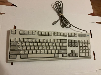 IBM Keyboard Model M2 1395300 1993 - Image 1 of 4