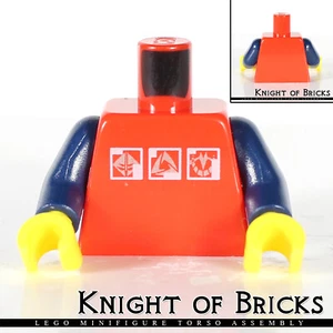 Lego Minifigur Torso 431 ROT Gravity Spiele mit 3 weißen & silbernen Logos - Bild 1 von 4