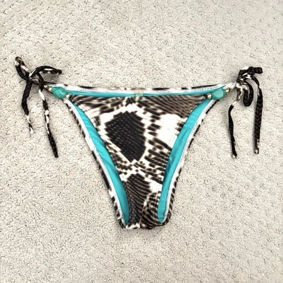 Pantalones de bikini Vix Paula Hermanny piel de serpiente corbata con cuentas para mujer talla mediana” Foto 1 de 4