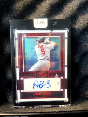 2024 Panini Tres y Dos Firmas Legendarias Albert Pujols Automático 3/6  Foto 1 de 2