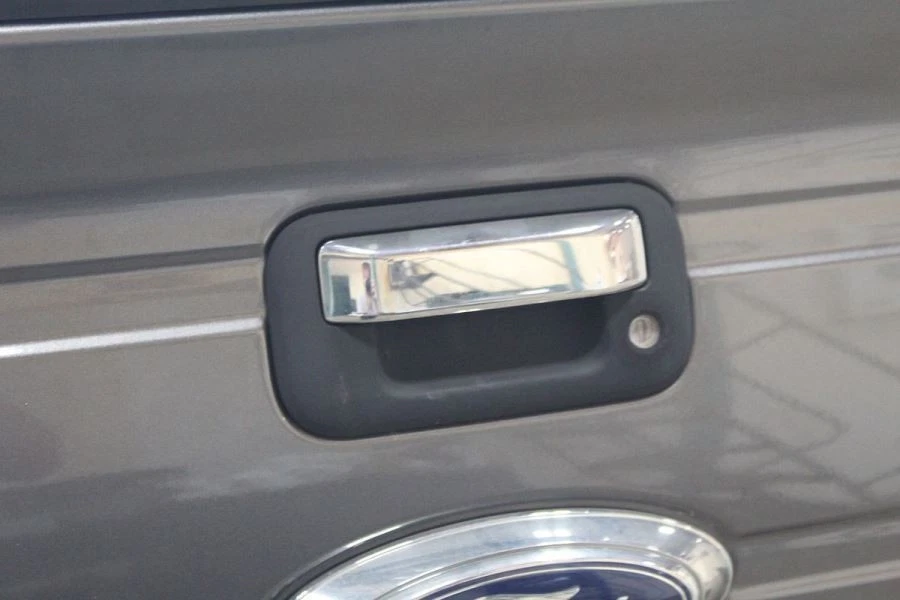 Ручка внешней двери задней двери 8L3Z9943400AB подходит для Ford F150 2745500 2007-2014 годов выпуска - Изображение 1 из 4