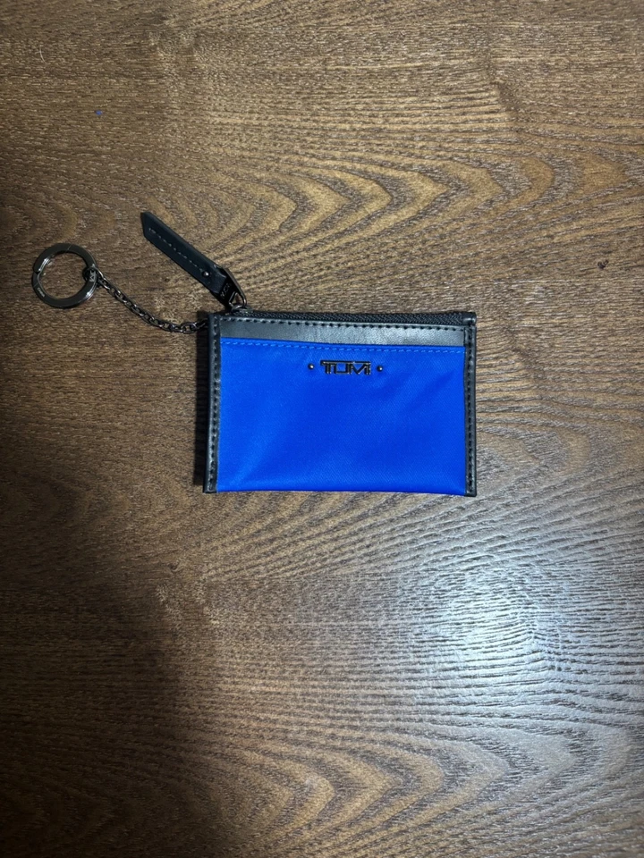 Tarjetero Tumi Vista Pequeño Cremallera Deslumbrante Azul Nylon Cuero Genuino Foto 1 de 3