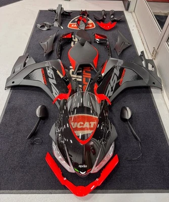 APRILIA RSV4 ЗАВОДСКОЙ OEM ПОЛНЫЙ ОБТЕКАТЕЛЬ КУЗОВА ВЕРХНИЕ СТОРОНЫ ХВОСТОВАЯ ЧАСТЬ 2026 - Изображение 1 из 4