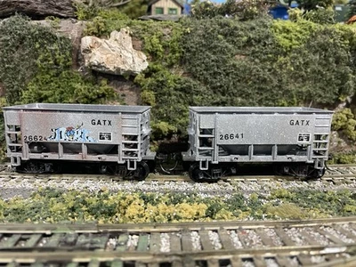 2-Pack Ho Scale Ore Cars GATX  - Image 1 of 4