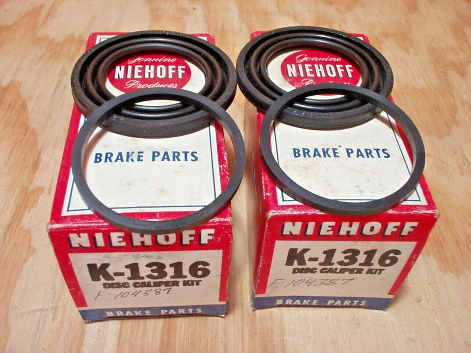 Chevrolet Chevette Pontiac T1000 1980 1981 1982 pinza de disco kits de reconstrucción ¡Nuevo de Lote Antiguo! Foto 1 de 1