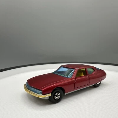 Vintage 1971 Matchbox Lesney Citroen SM Superfast K-33 Red Diecast Car Used - Image 1 of 4
