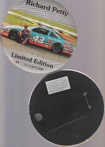 RICHARD PETTY LIMITED EDITION(OF 5,000) 6 INCH  PHOTO BUTTON - Picture 1 of 1