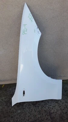 BMW SERIE 1 128i 135i 2008-2013 panel guardabarros delantero derecho fabricante original PD4 Foto 1 de 4