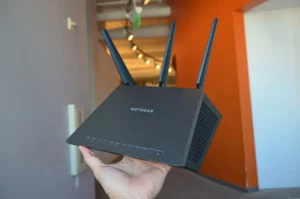 Netgear Nighthawk AC1900 Smart Wi-Fi Dual Band Gigabit Router R7000 - Picture 1 of 1